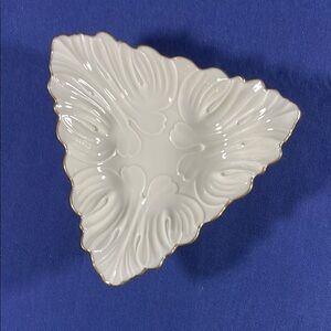 Lenox triangular shaped dish with gold trim